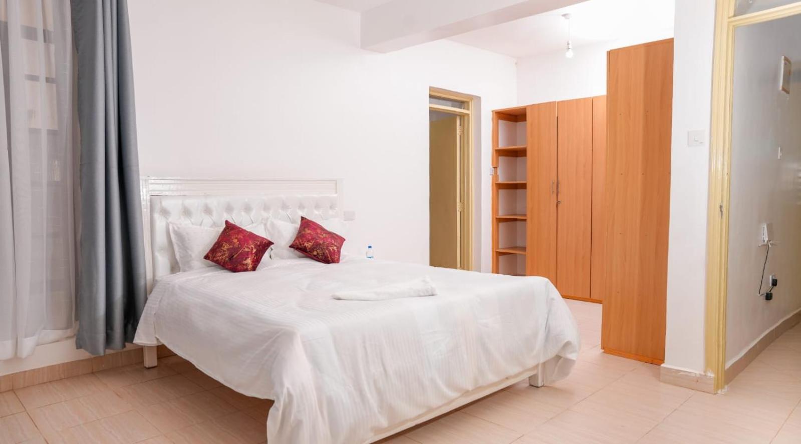 Lake Breeze Apartments Naivasha Εξωτερικό φωτογραφία