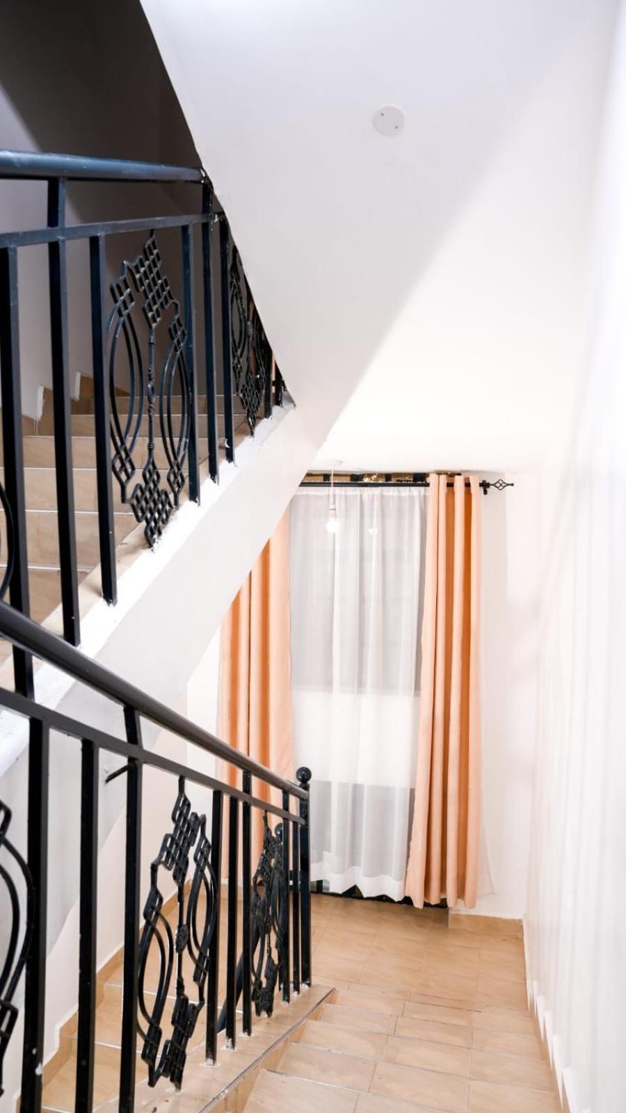 Lake Breeze Apartments Naivasha Εξωτερικό φωτογραφία